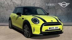 MINI Hatchback 1.5 Cooper Exclusive 3dr Auto Petrol Hatchback